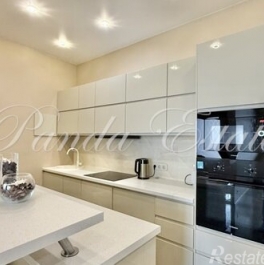 Продажа 3-комн квартиры на вторичном рынке Береговой проезд,  д. 5А,  к. 2