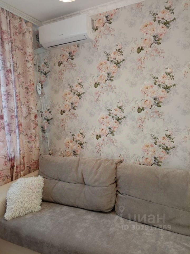 Аренда 1-комн квартиры на вторичном рынке с. Домодедово, улица Творчества, 5к2