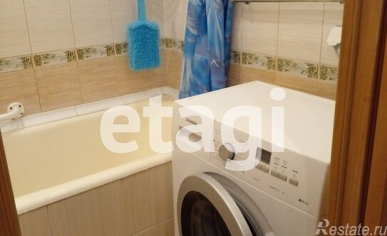 Продажа 3-комн квартиры на вторичном рынке улица Ярослава Гашека,  д. 11