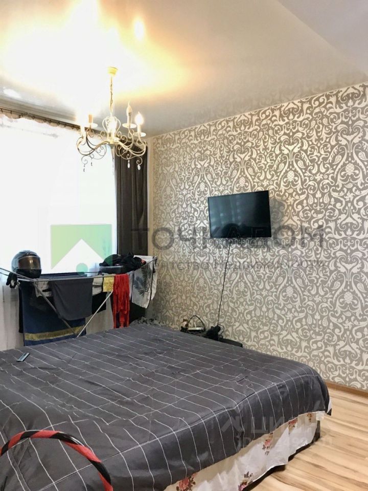 Продажа 1-комн квартиры на вторичном рынке Будапештская улица, 50