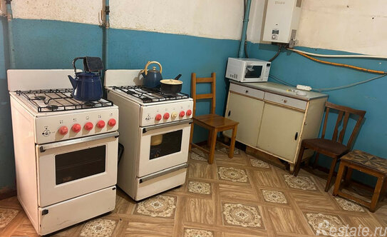 Продажа 5-комн квартиры на вторичном рынке Спасский пер,  д. 10