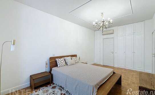 Аренда 4-комн квартиры на вторичном рынке Давыдковская улица,  д. 3