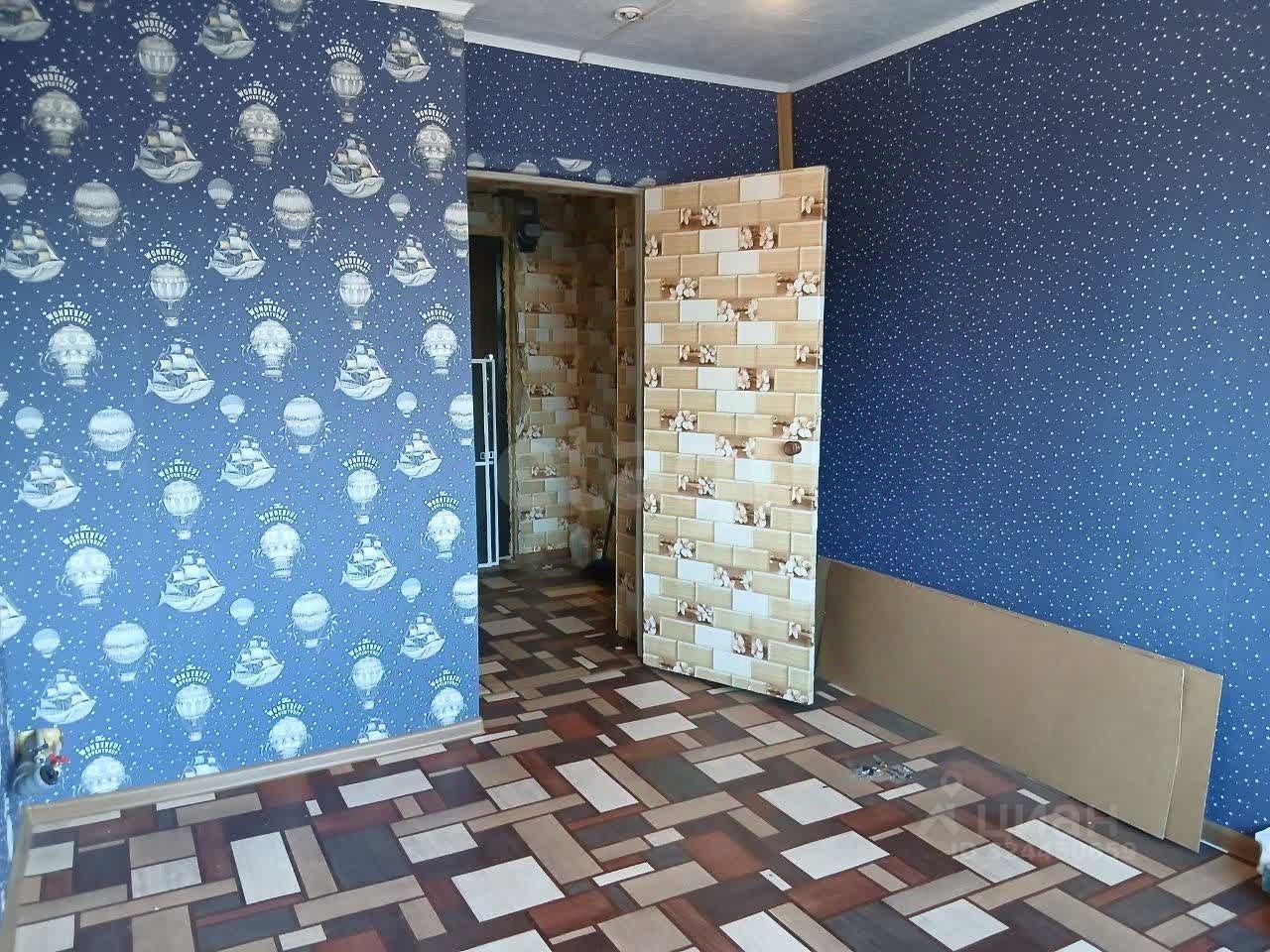 Продажа 1-комн квартиры на вторичном рынке Волхов, улица Дзержинского, 5