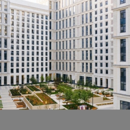 Продажа 2-комн квартиры на вторичном рынке улица Братьев Фонченко,  д. 1 к7