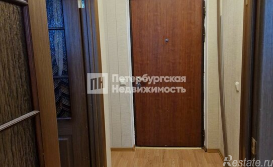 Продажа 1-комн квартиры на вторичном рынке Московский пр-кт,  д. 183-185