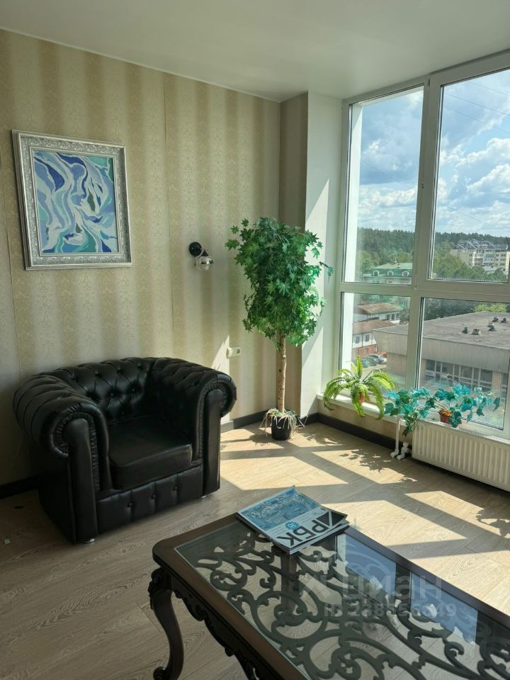 Продажа 4-комн квартиры на вторичном рынке ОК Жемчужина тер., д. Гигирево