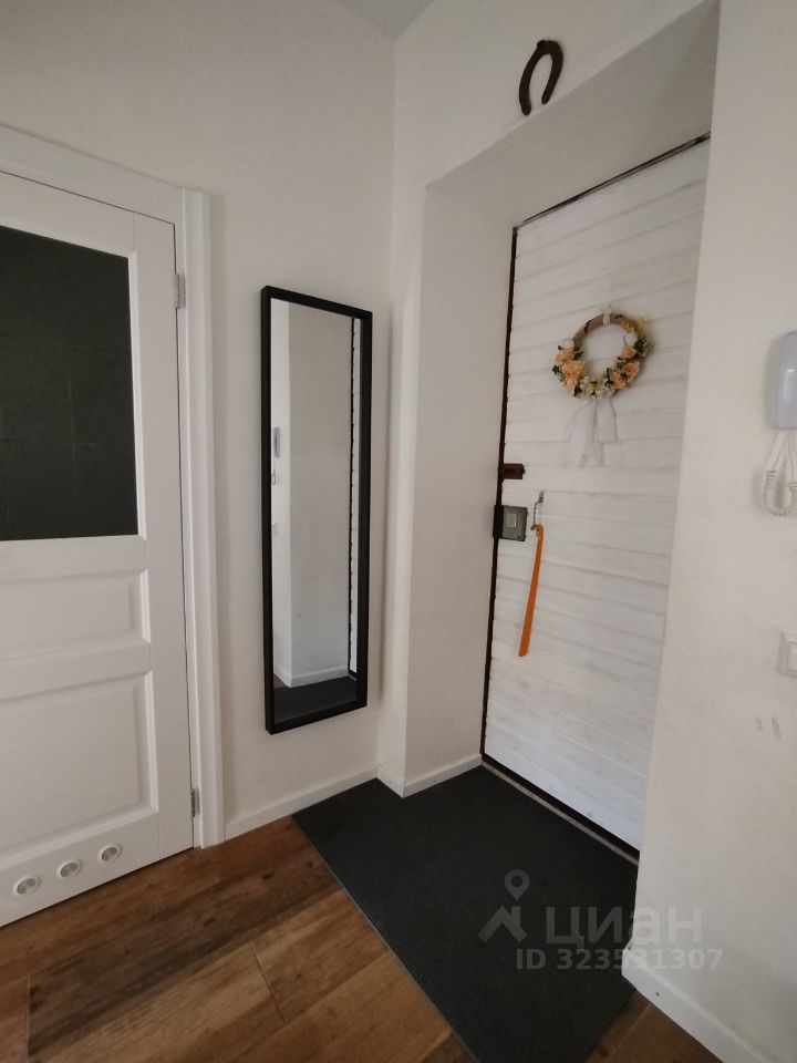 Продажа 2-комн квартиры на вторичном рынке улица Васи Алексеева, 30