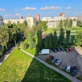 Продажа 2-комн квартиры на вторичном рынке ул Купчинская,  д. 28,  к. 2