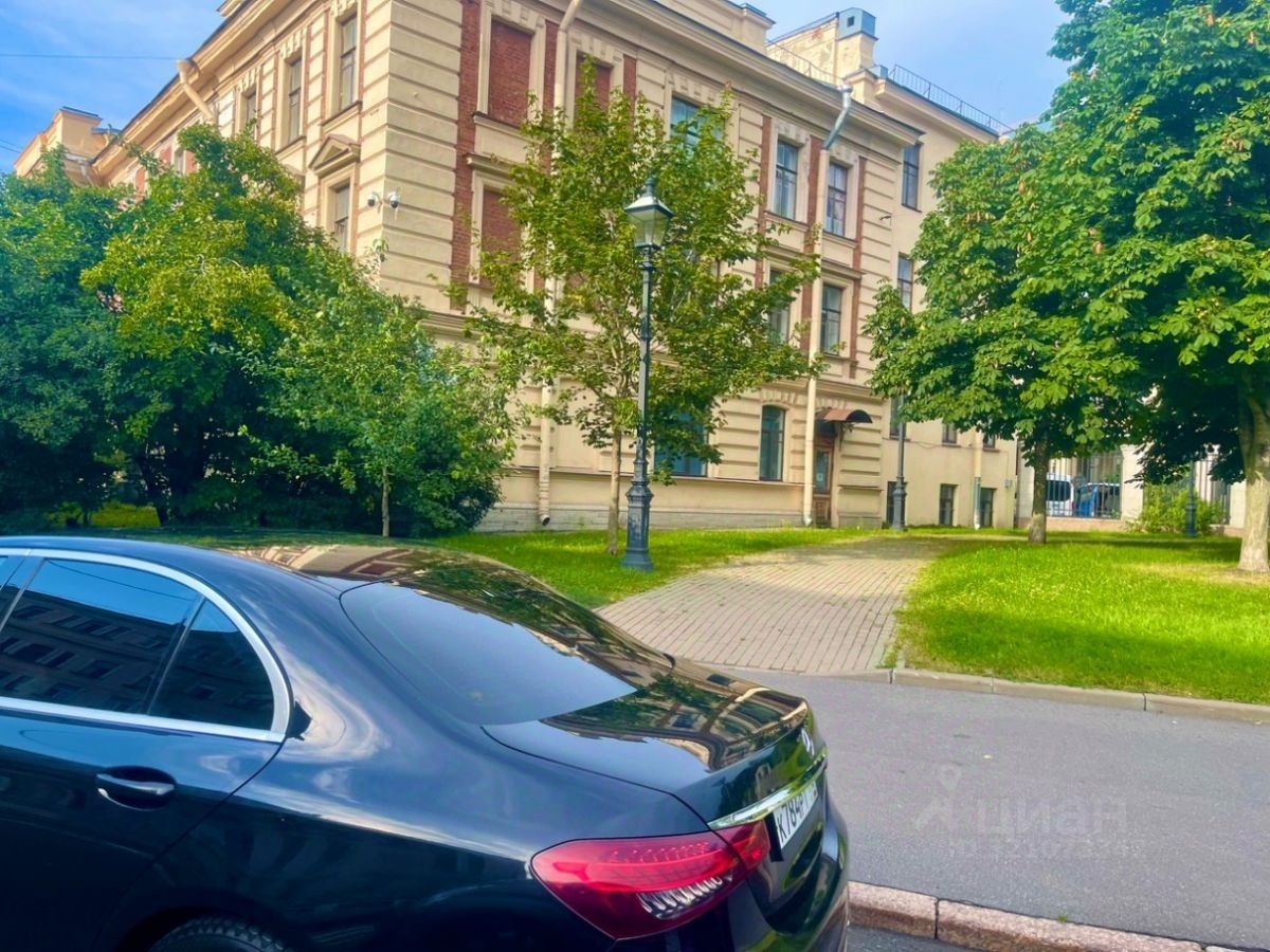 Продажа 5-комн квартиры на вторичном рынке Большой Сампсониевский проспект, 7