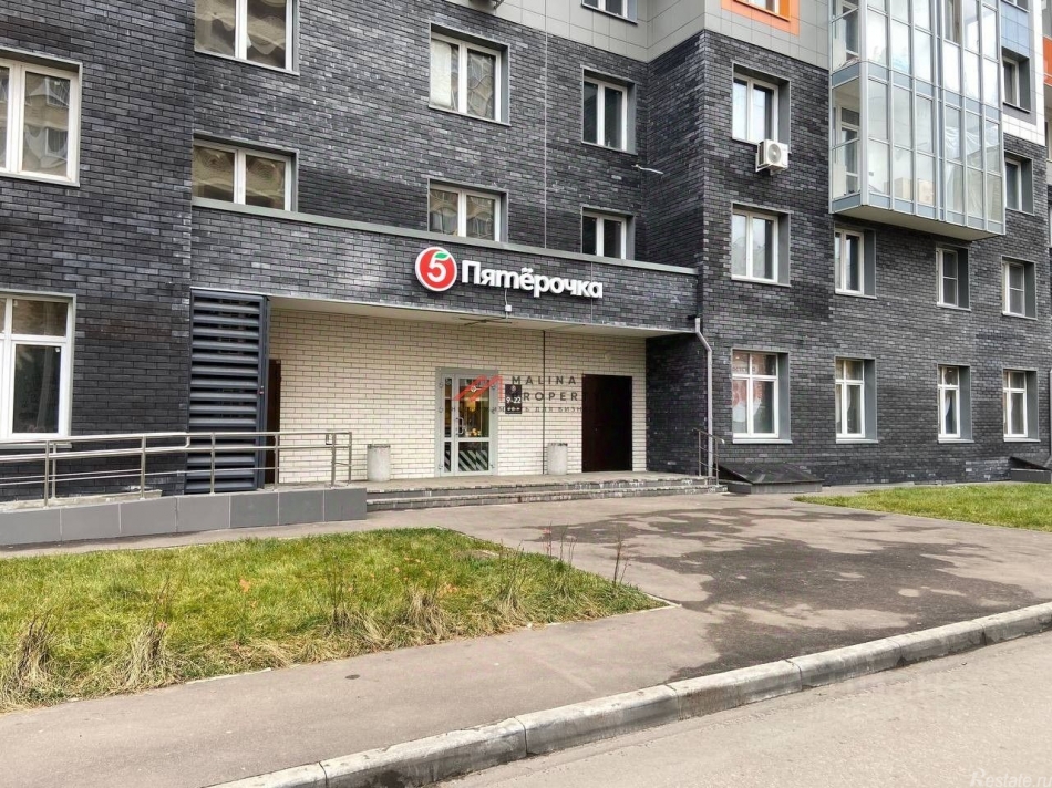 Продажа торгового помещения Звенигород г, Восточный мкр,  д. 9