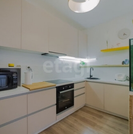 Продажа 2-комн квартиры на вторичном рынке Новогорелово, улица Современников,  д. 17 к1