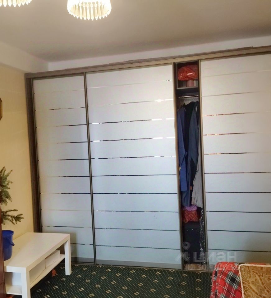 Продажа 3-комн квартиры на вторичном рынке проспект Наставников, 47К2