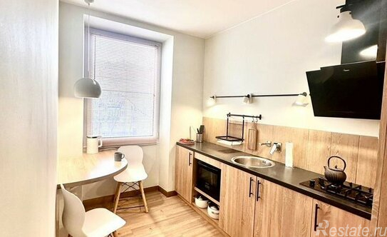 Продажа 1-комн квартиры на вторичном рынке Ленинградский пр-кт,  д. 33,  к. 8