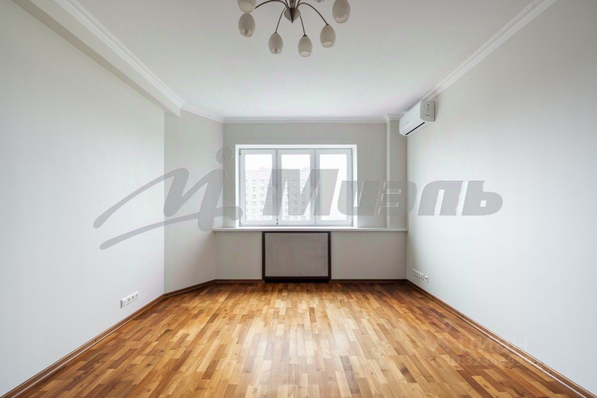 Продажа 4-комн квартиры на вторичном рынке Новочеремушкинская улица, 34к1