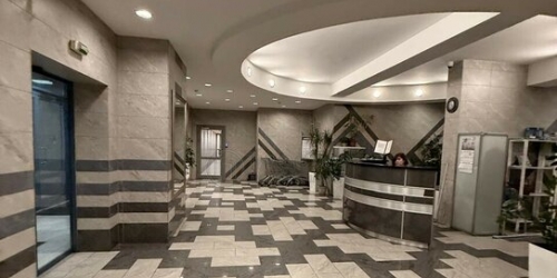 3-комн квартира ул Архитектора Власова,  д. 8