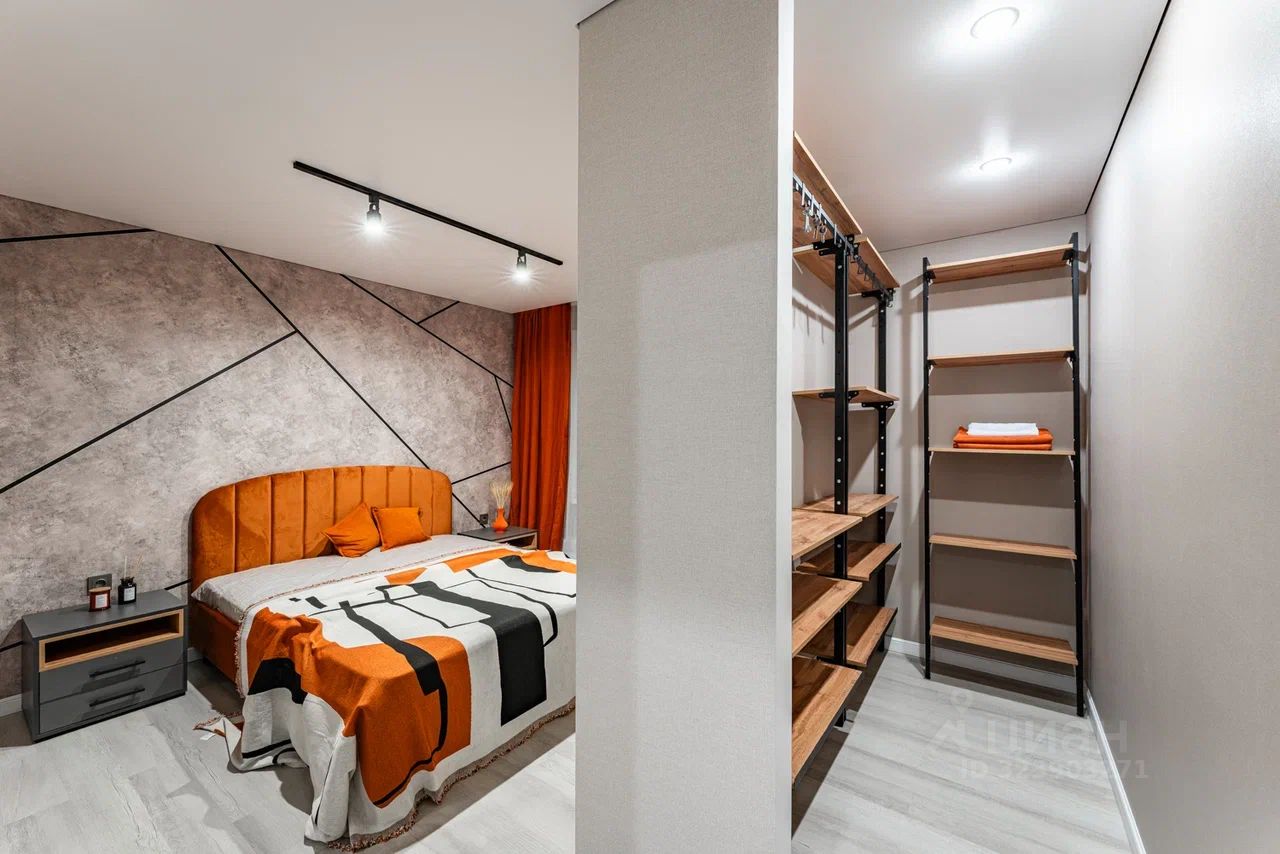 Продажа 2-комн квартиры на вторичном рынке Мирской переулок, 3