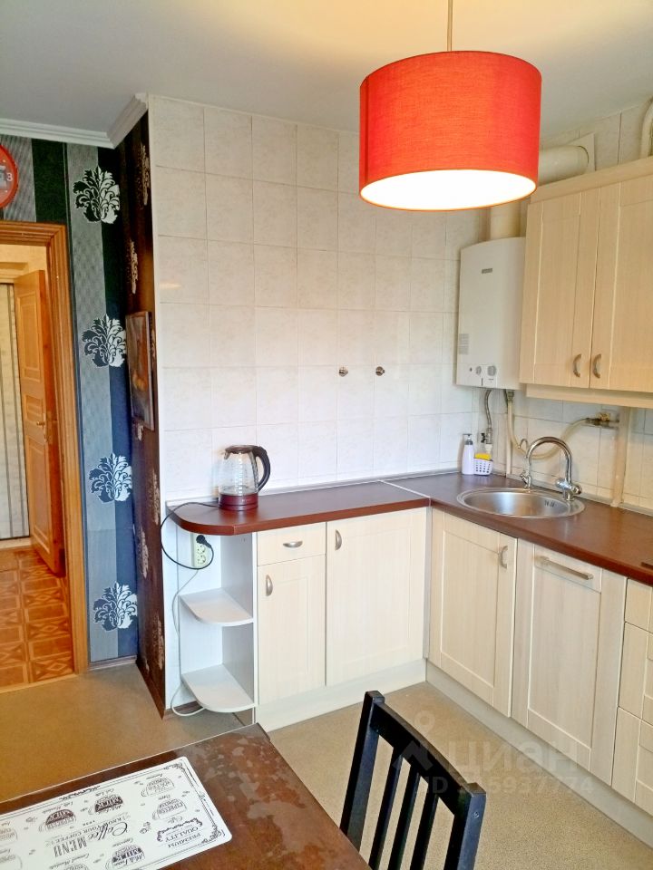 Аренда 1-комн квартиры на вторичном рынке улица Большая Зеленина, 7