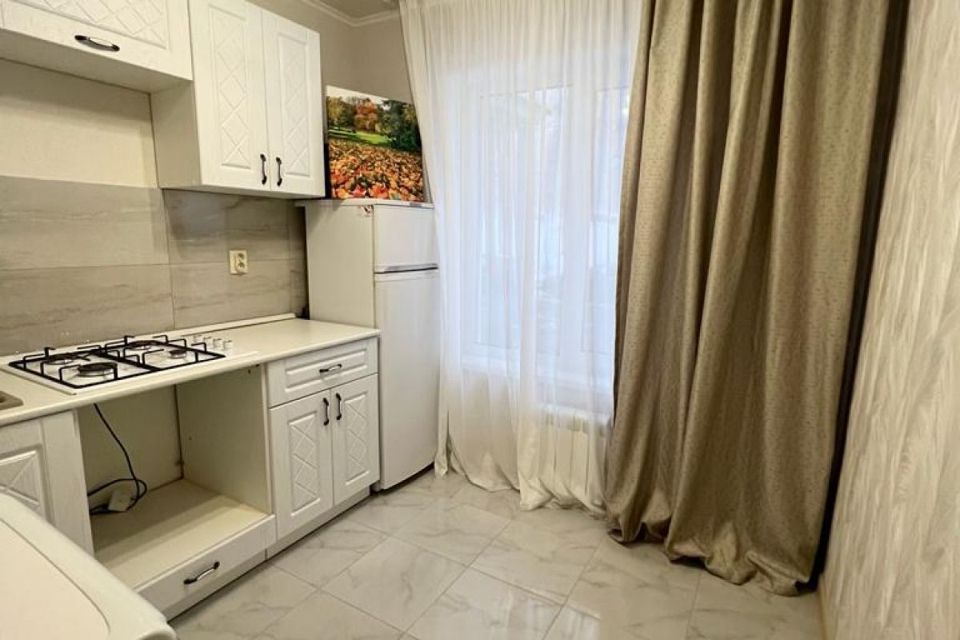 Продать Квартиры вторичка улица Островитянова, 45к1   