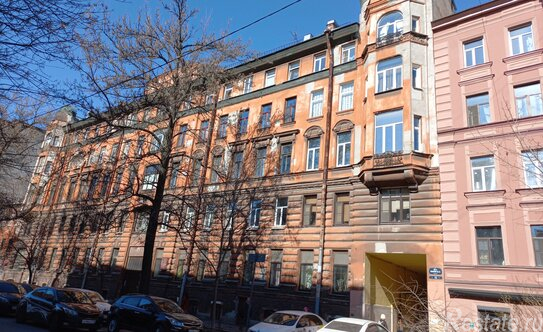 Продажа 3-комн квартиры на вторичном рынке 20-я линия,  д. 13