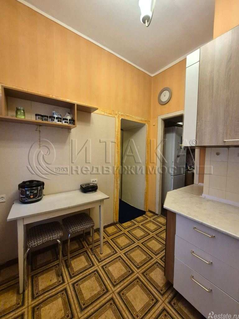 Продажа 2-комн квартиры на вторичном рынке Невский пр-кт.,  д. 97