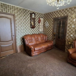 Продажа 3-комн квартиры на вторичном рынке улица Чудновского,  д. 8 к2