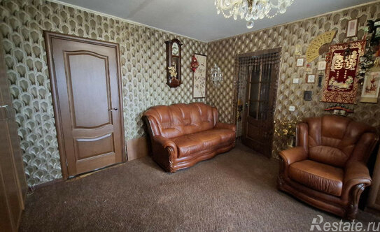 Продажа 3-комн квартиры на вторичном рынке улица Чудновского,  д. 8 к2