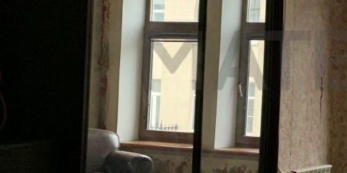 3-комн квартира улица Полозова, 17