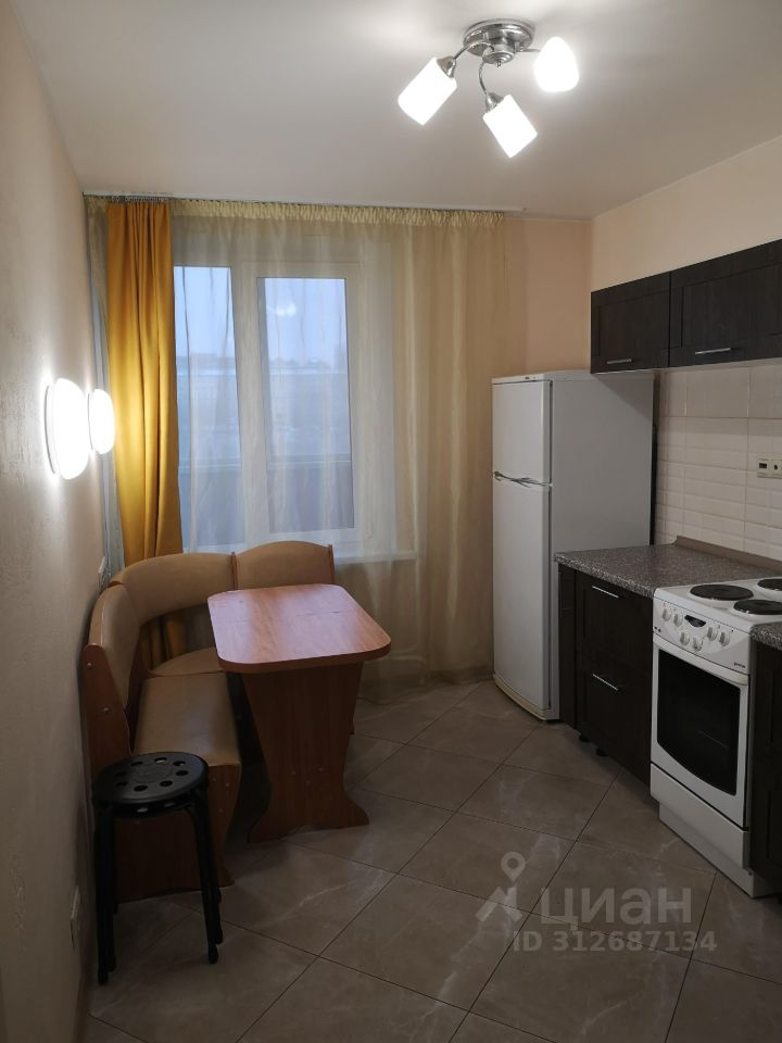 Аренда 1-комн квартиры на вторичном рынке улица Яблочкова, 35А