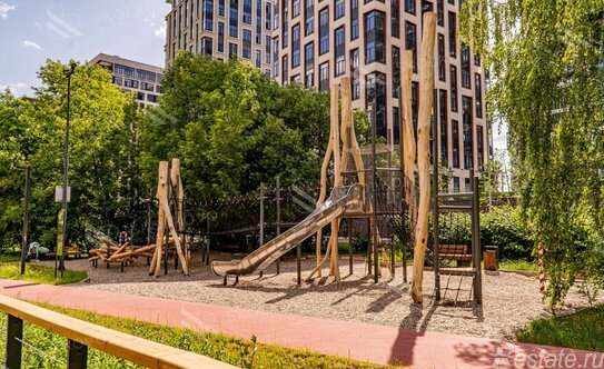 Продажа 3-комн квартиры на вторичном рынке проспект Генерала Дорохова,  д. 39 к1В