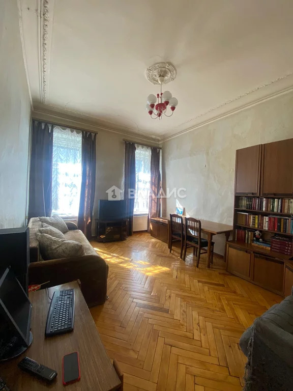 Продажа 3-комн квартиры на вторичном рынке ул. Курская,  д. 14