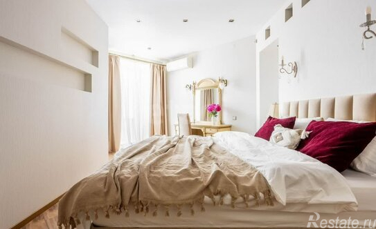 Продажа 3-комн квартиры на вторичном рынке Садовая ул,  д. 29 литБ