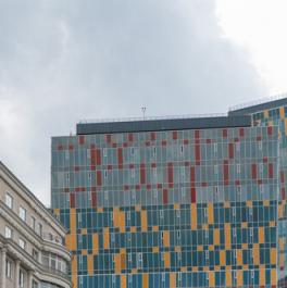 Продажа 3-комн квартиры на вторичном рынке Мытная ул,  д. 40 к1