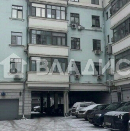 Продажа 3-комн квартиры на вторичном рынке Леонтьевский пер,  д. 11