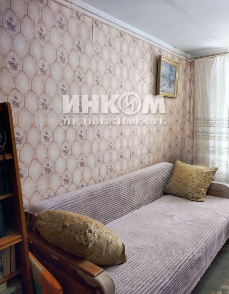 Продажа 2-комн квартиры на вторичном рынке Полярная улица, 13К3