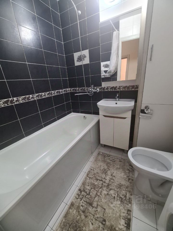 Аренда 1-комн квартиры на вторичном рынке Симферопольский бульвар, 14К1