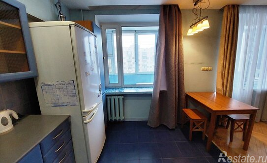 Продажа 1-комн квартиры на вторичном рынке Радиаторская 1-я ул,  д. 3