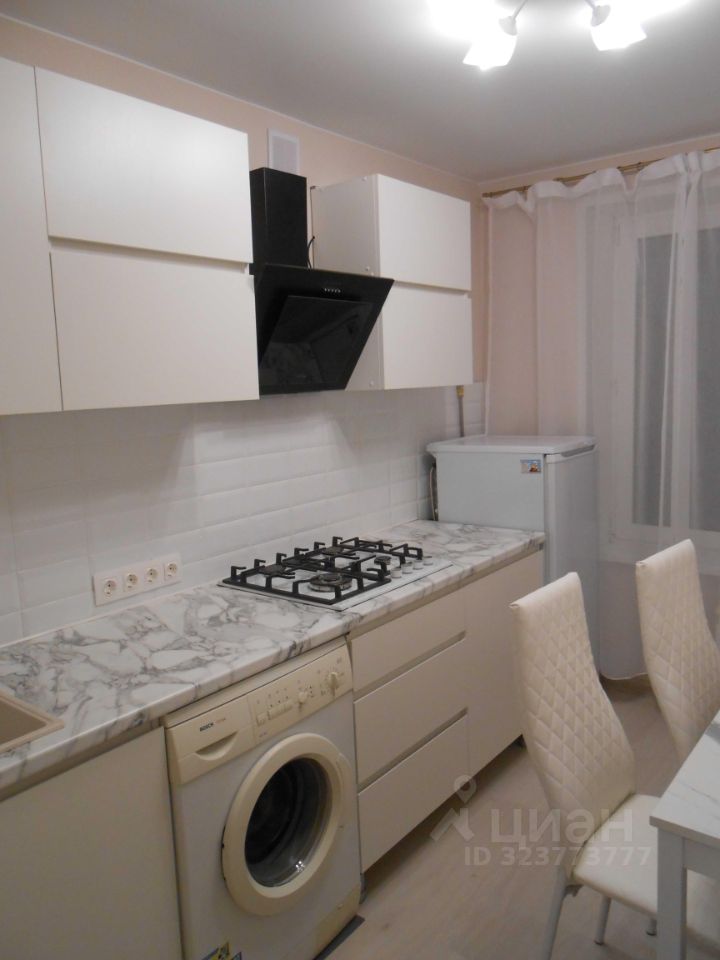 Аренда 2-комн квартиры на вторичном рынке Нахимовский проспект, 39К2