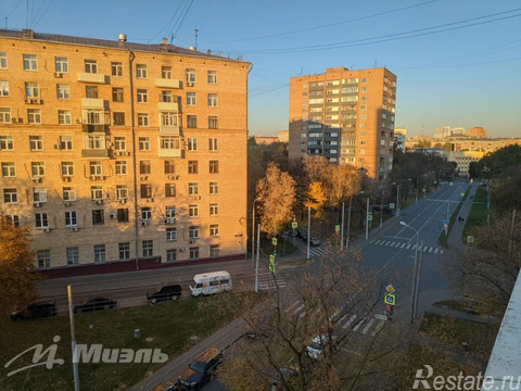 Продажа 2-комн квартиры на вторичном рынке Песчаный пер.,  д. 2/11