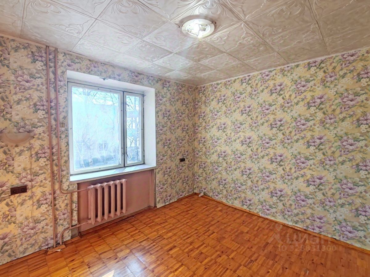 Продажа 2-комн квартиры на вторичном рынке Лесной Городок пгт, улица Фасадная, 8к6