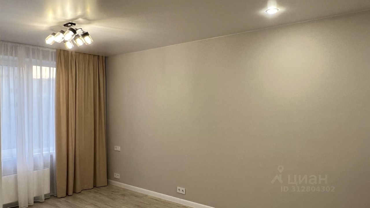 Продажа 2-комн квартиры на вторичном рынке Днепропетровская улица, 27к1