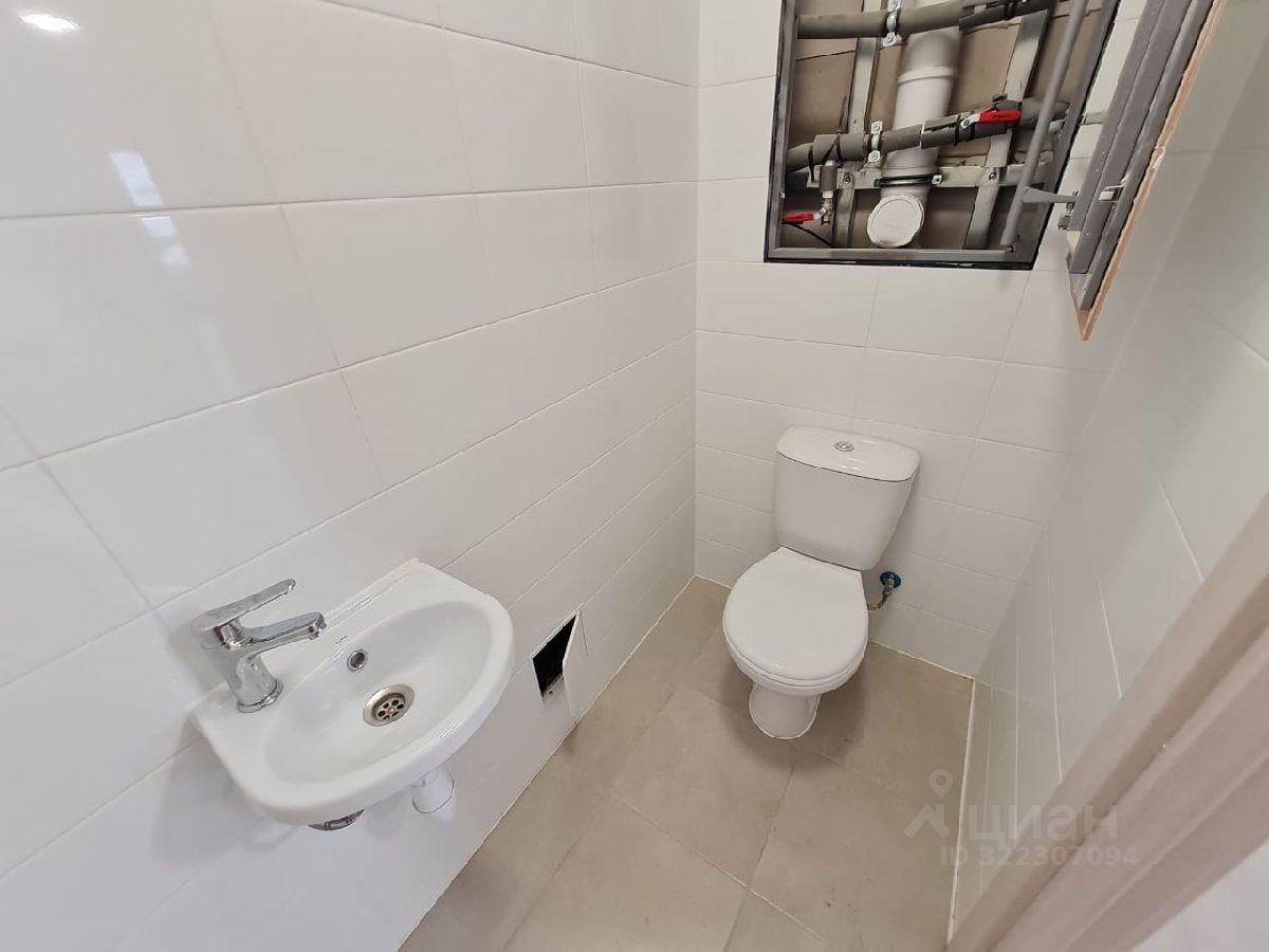 Продажа 3-комн квартиры на вторичном рынке Очаковское шоссе, 7