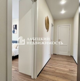 Продажа 4-комн квартиры на вторичном рынке ул Героев Панфиловцев,  д. 19