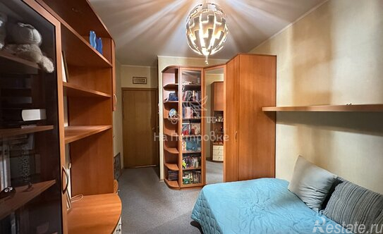 Продажа 3-комн квартиры на вторичном рынке Красносельский 2-й пер,  д. 2