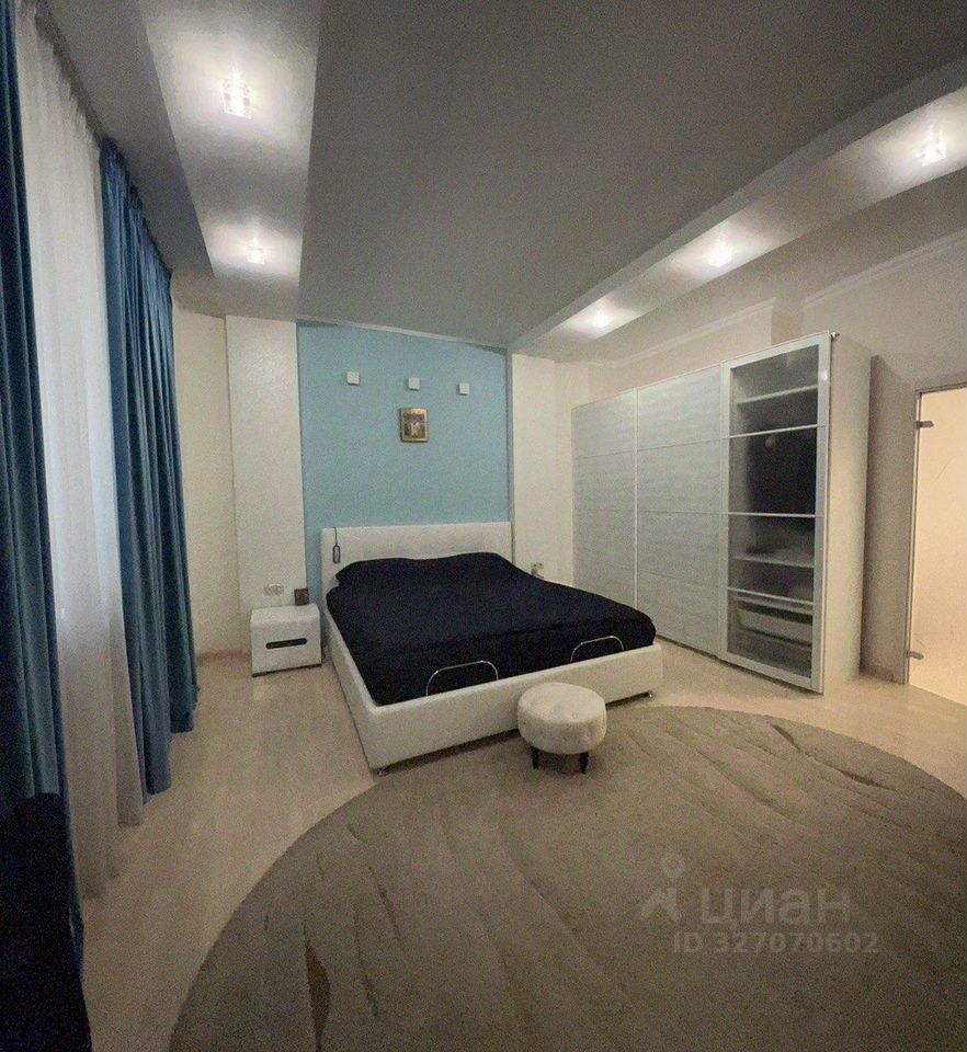 Продажа 4-комн квартиры на вторичном рынке Одинцово, бульвар Маршала Крылова, 25а