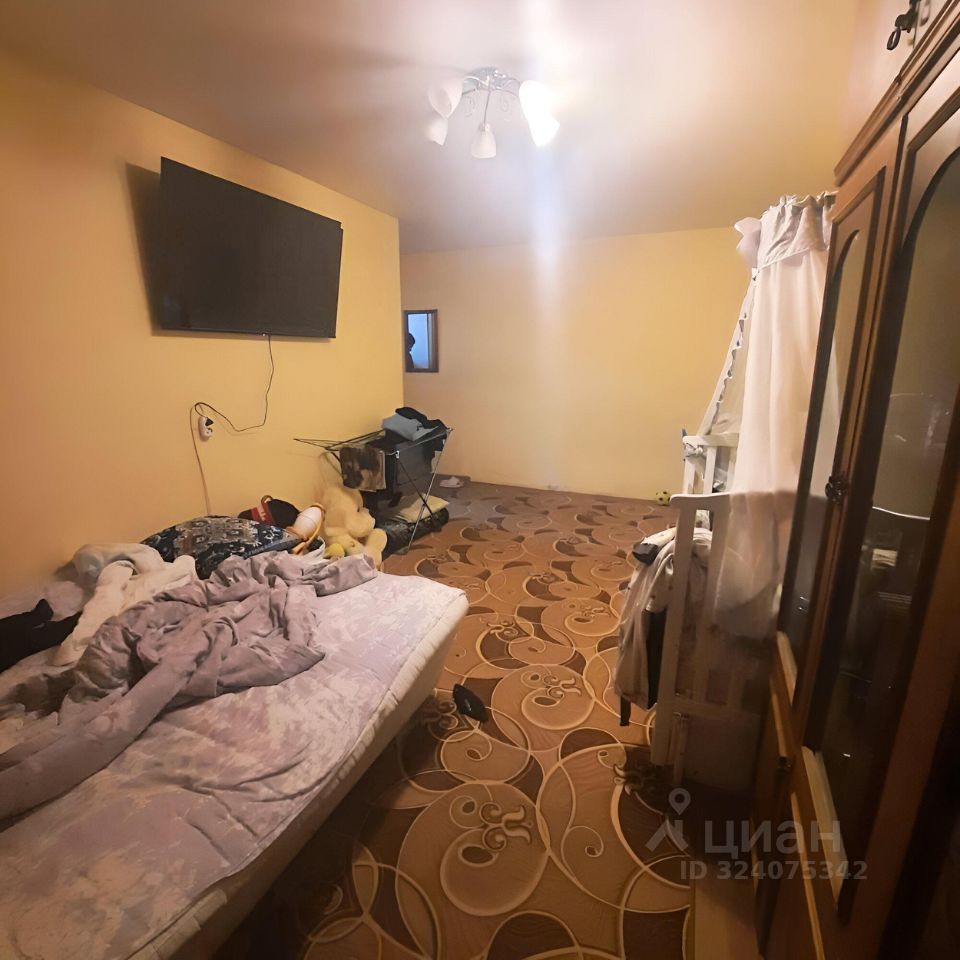 Продажа 2-комн квартиры на вторичном рынке улица Медиков, 15