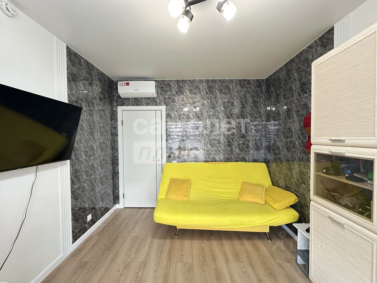 Продажа 3-комн квартиры на вторичном рынке Новохохловская улица, 15к1