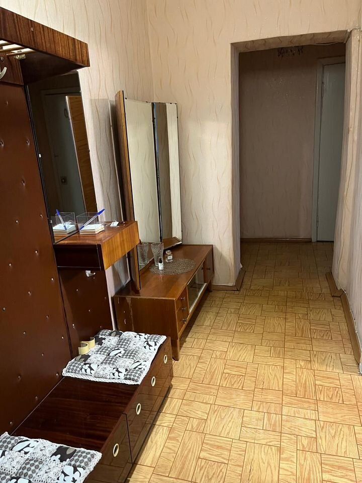 Продажа 2-комн квартиры на вторичном рынке Краснозаводск, улица Строителей, 15