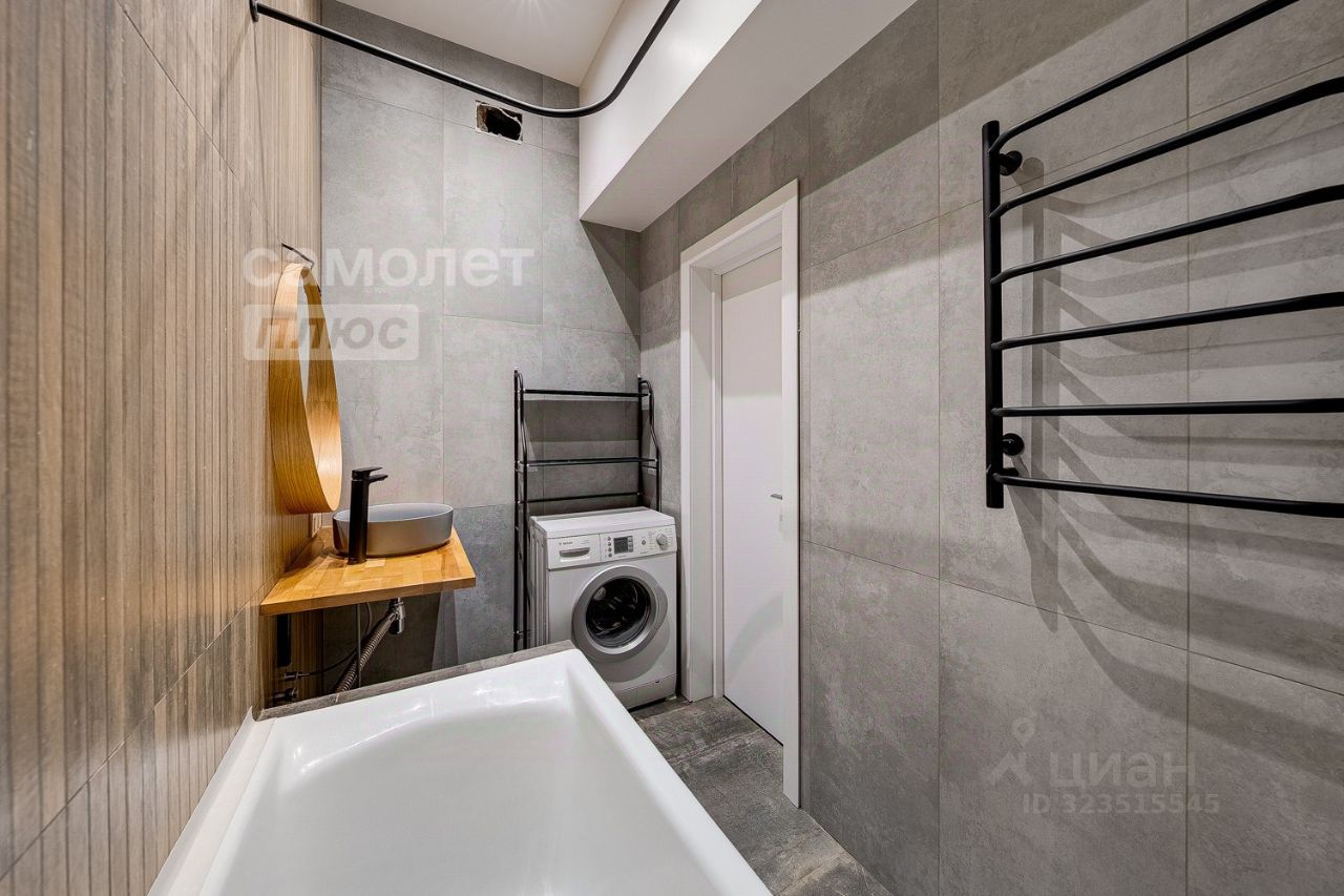 Продажа 3-комн квартиры на вторичном рынке Садовая-Самотечная улица, 9