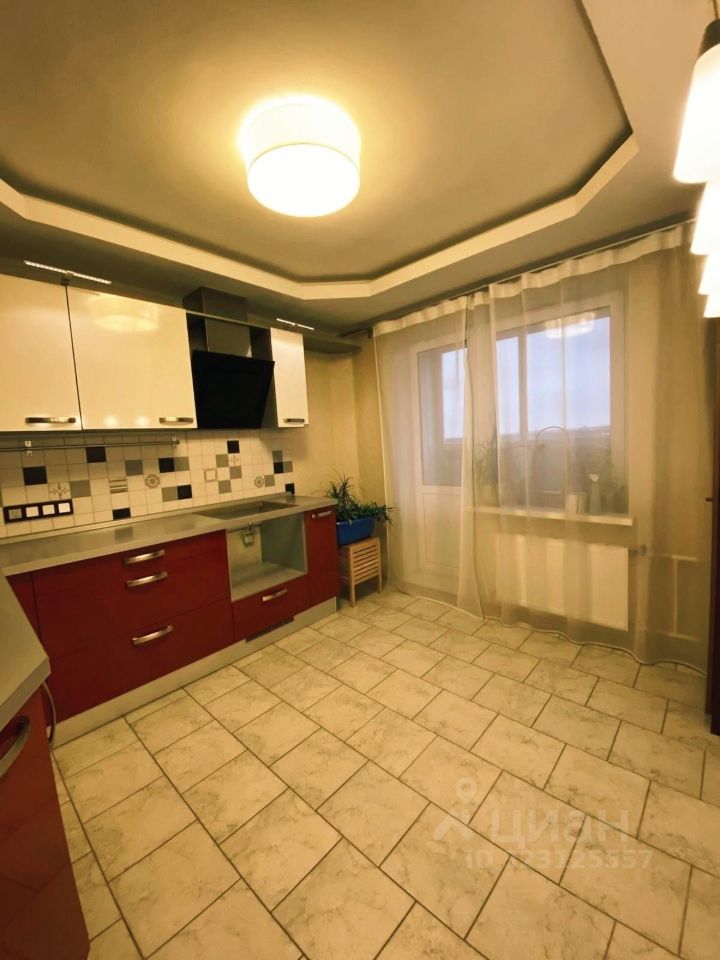 Продажа 2-комн квартиры на вторичном рынке Южный мкр, улица Невская, 1/2