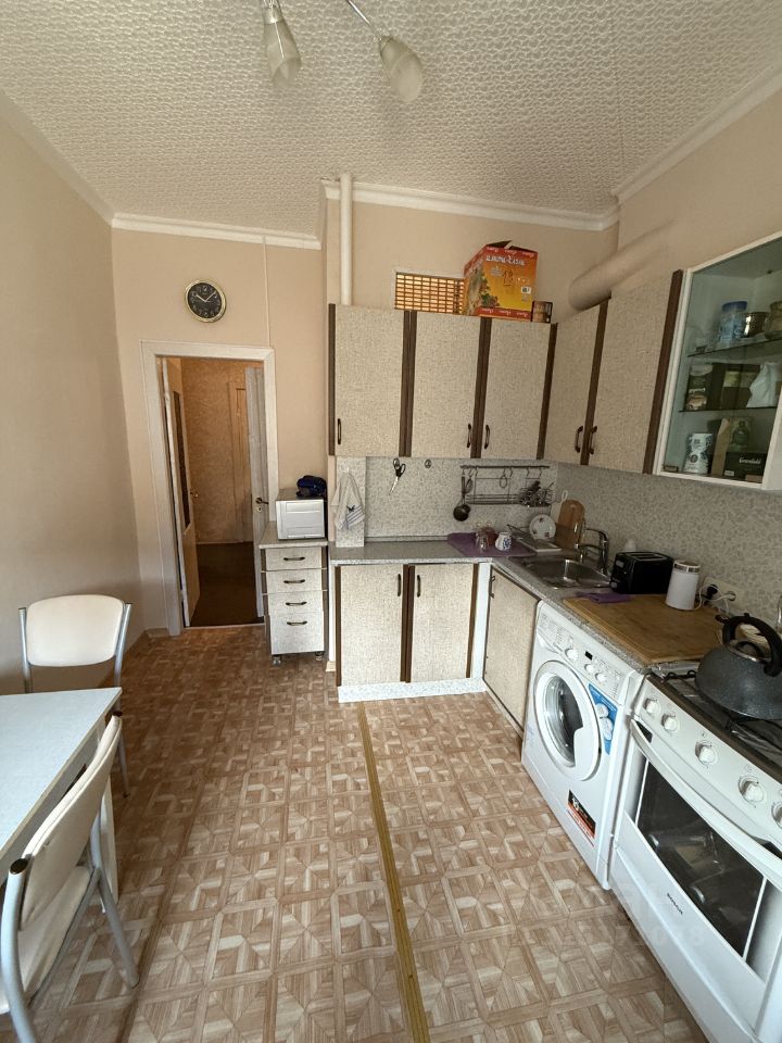 Продажа 2-комн квартиры на вторичном рынке улица Красная Пресня, 44С3